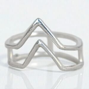 Vintage Sterling Silver 925 Double V Geometric Ring Minimalist SIZE 5 1.6g